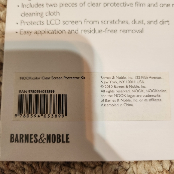 Nook Color Clear Screen Protector Kit - Picture 3 of 3